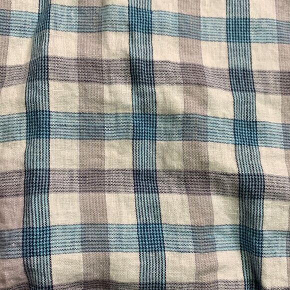 Tommy Bahama linen button up shirt.  Light weight layering beach vacation‎ - Picture 7 of 8